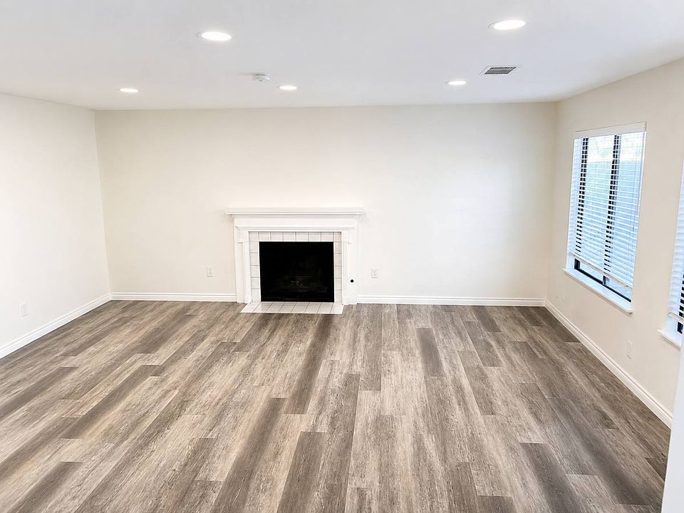 1st image of 2109 Bernardo Ave