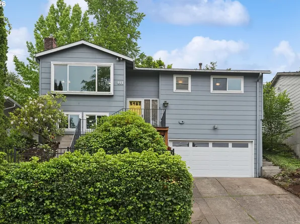 868 SW Troy St, Portland, OR 97219