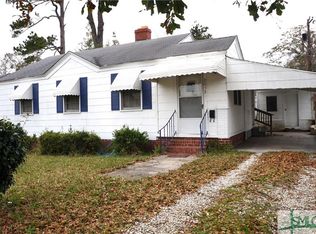 2032 Greenwood St, Savannah, GA 31404