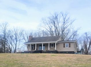 924 Old Beersheba Rd, McMinnville, TN 37110