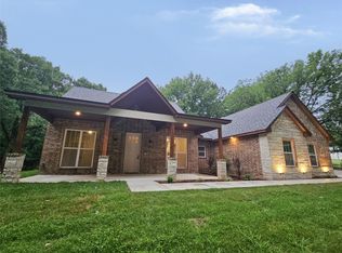 302 Oak Ridge Rd, Fort Gibson, OK 74434