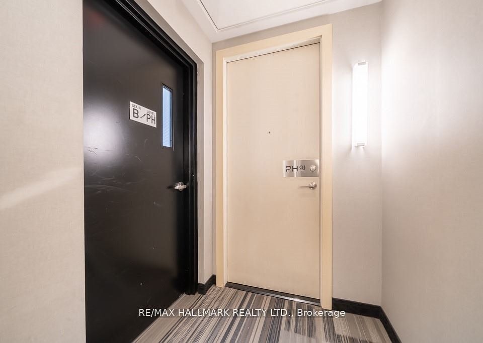1st image of 30 Roehampton Ave #Penthouse 01