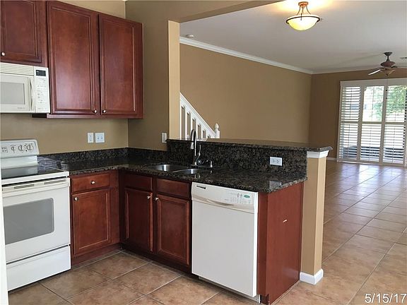 3rd image of 6201 Goethe St Unit 108