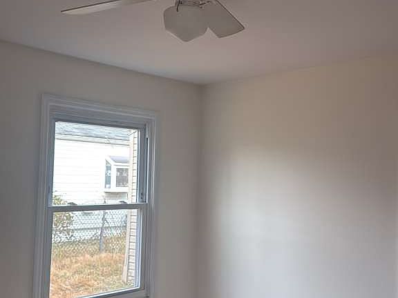 5th image of 234 S Pulaski Blvd