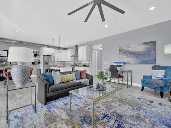 58 E Hubbard Ave #C, Columbus, OH 43215