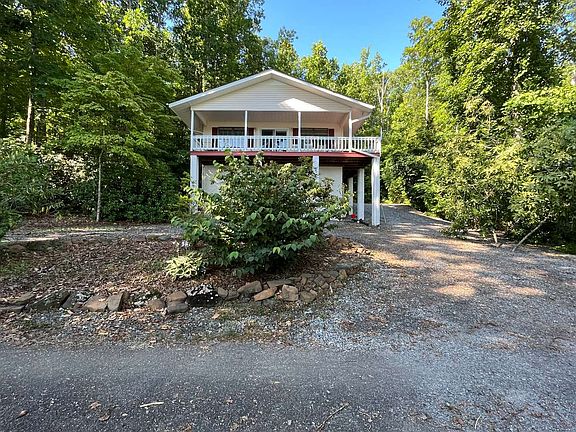 3rd image of 1369 Chatuge Cir