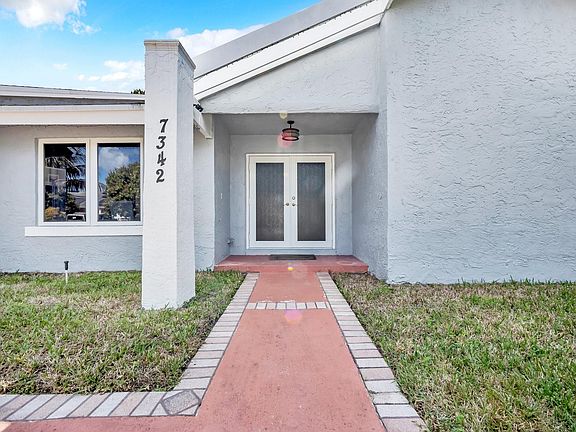 2nd image of 7342 NW 48th Place