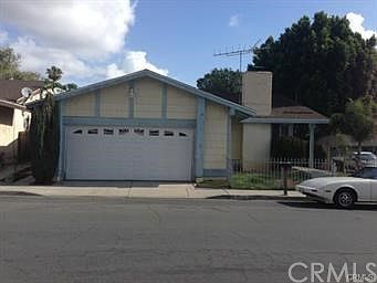2nd image of 5747 Sky Meadow St