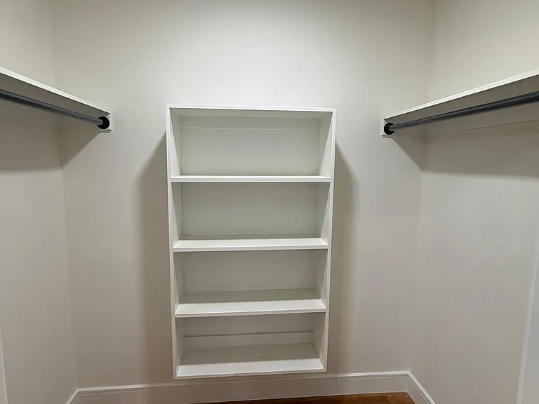 13 Brook St #2 — Photo 16