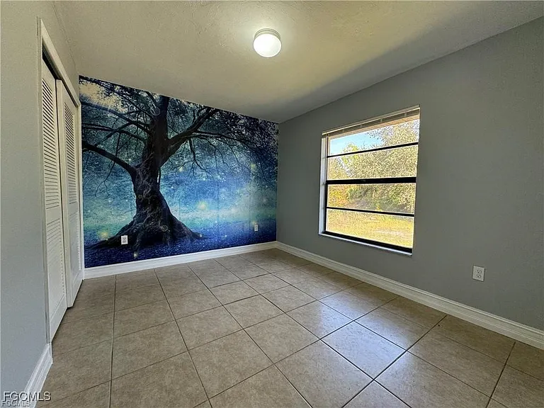 645 Homestead Rd S — Photo 14