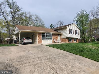 2402 Parkers Ln, Alexandria, VA, 22306