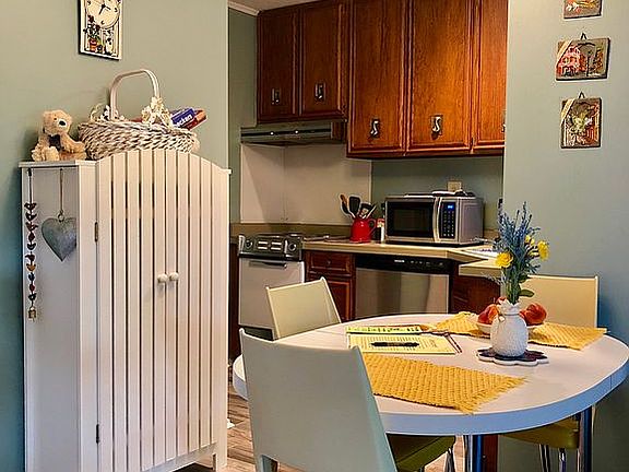  Full Refrig. out of view