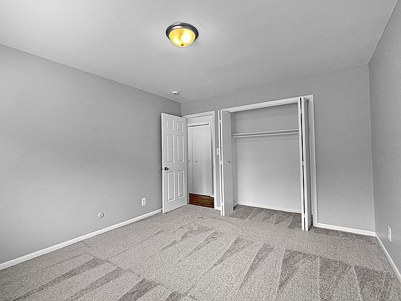 4th image of 533 W 20th St APT 5