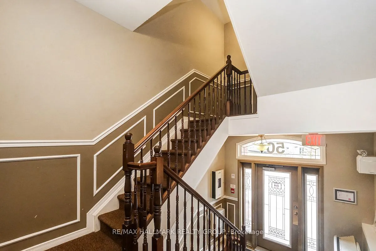 2 bed, $2,500 — Photo 2