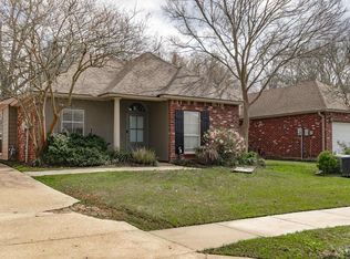 5517 Arialo Dr, Baton Rouge, LA 70820