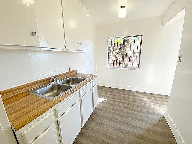 2326 Lincoln Park Ave #2 — Photo 4