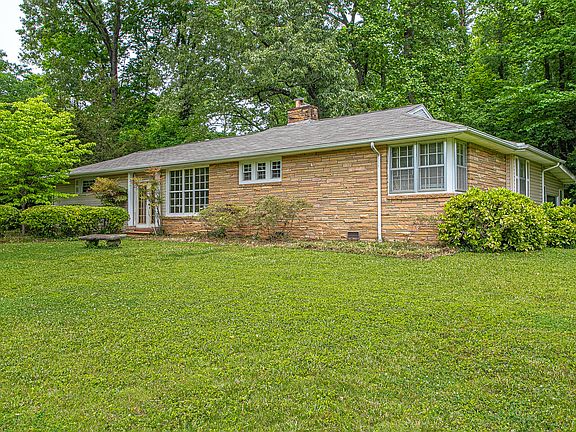 3rd image of 5005 Silva Dr
