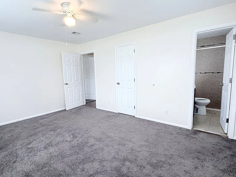 3211 San Pedro Ln — Photo 10
