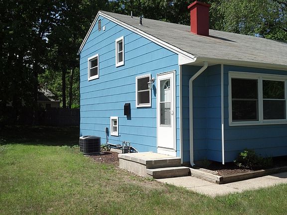 2nd image of 11 Sumner Ave