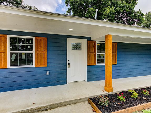 4th image of 4165 Arrowood Ave