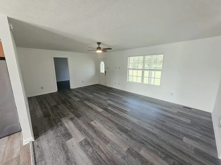 2347 Feedmill Rd — Photo 14