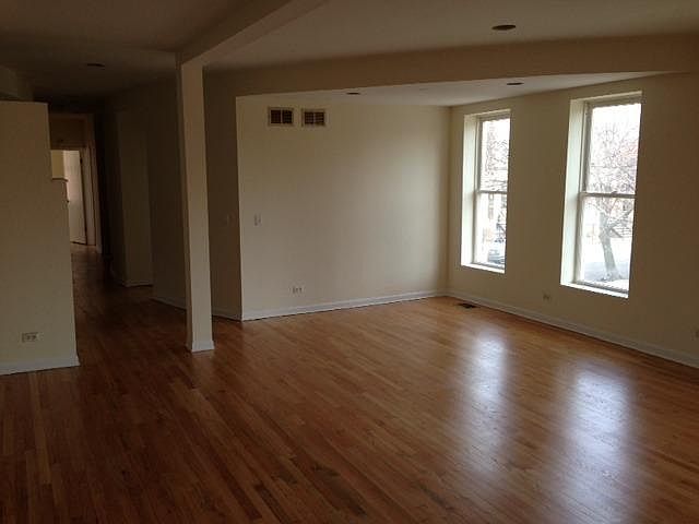 2nd image of 1901 W Race Ave APT 2