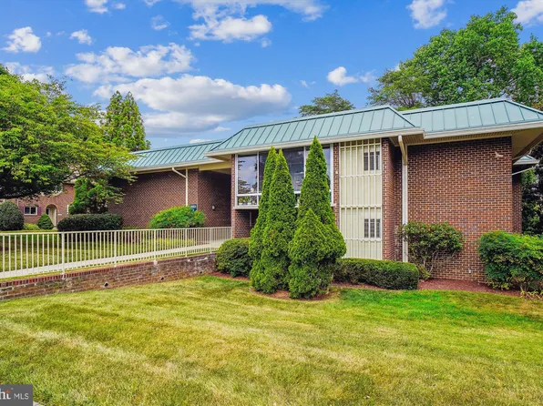 3651 S Leisure World Blvd #16-2D, Silver Spring, MD 20906