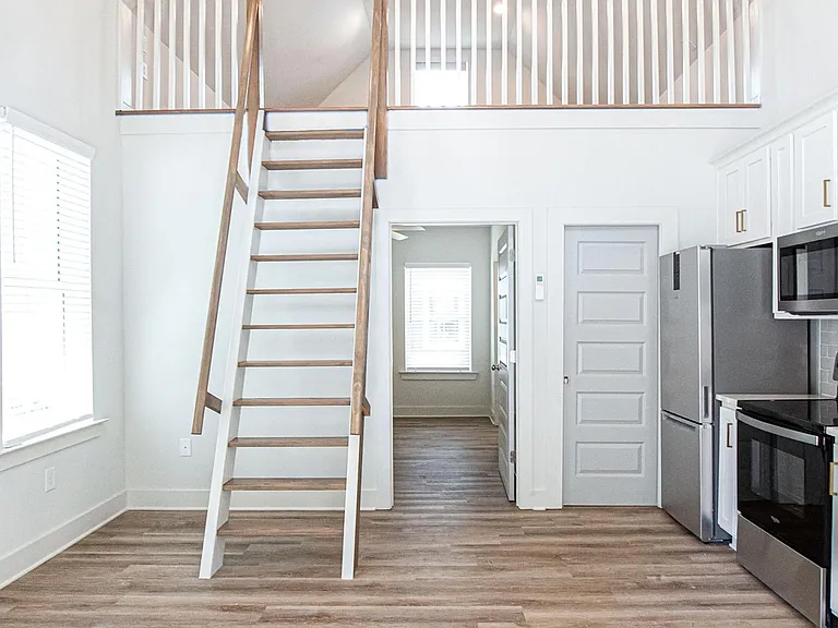 One Athens - 610 Barnett Shoals Rd — Photo 20