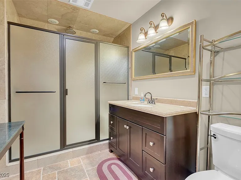 264 Crestview Dr — Photo 38