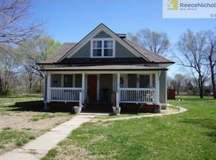 221 S 3rd St, Cleveland, MO 64734