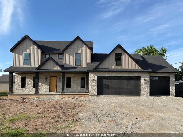 409 Jerelyn Ct, Combined Locks, WI 54113