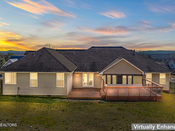 2nd image of 265 Bona Vista Ln