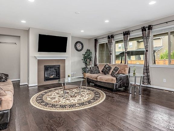 Living Room with Gas Fireplace