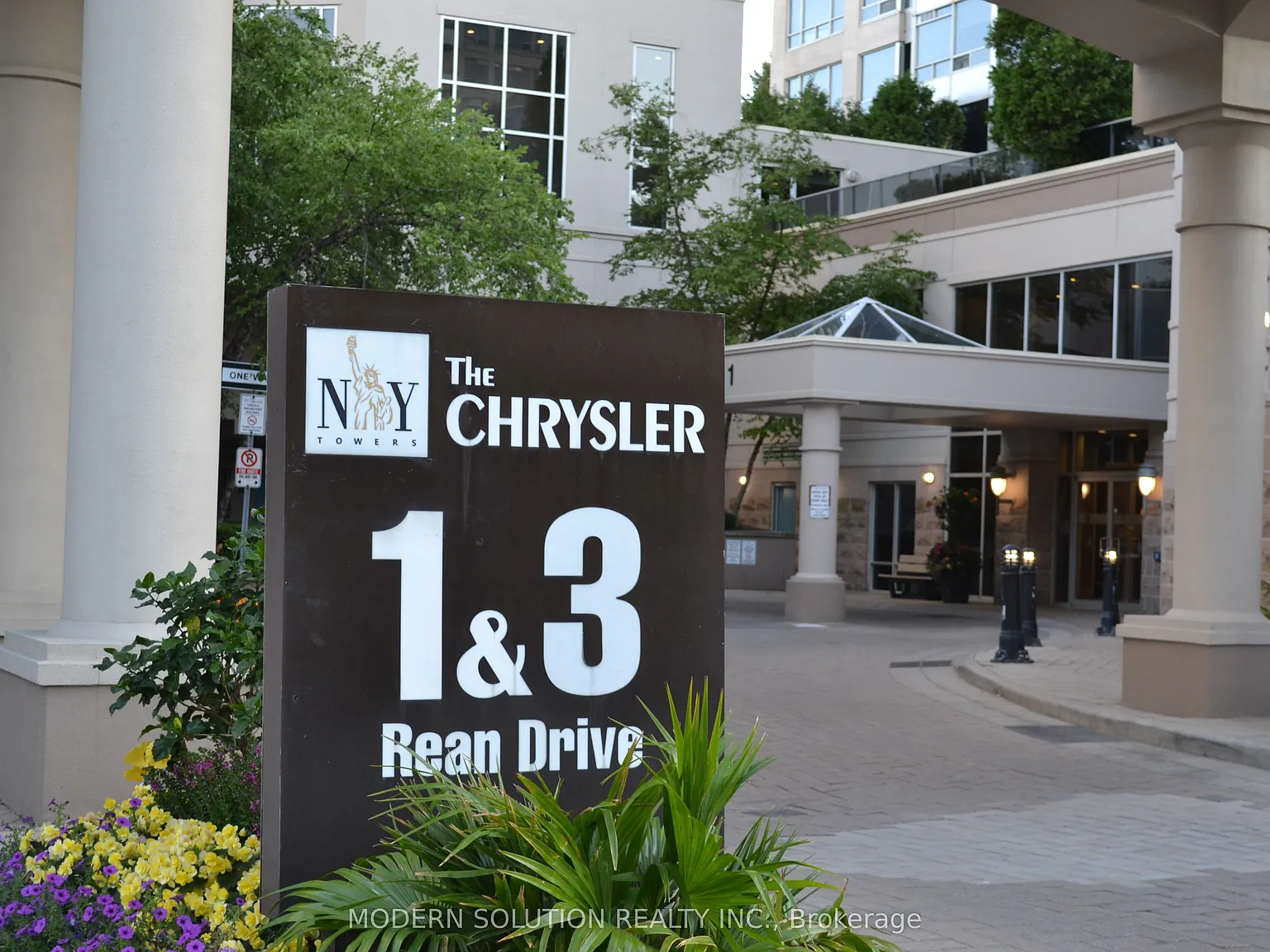 2 bed, $2,700 — Photo 4