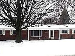 1870 Hollingsworth Dr, Commerce Township, MI