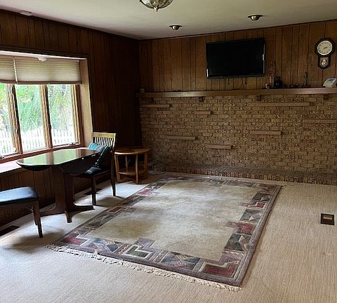 3rd image of 23 Foxcroft Ln