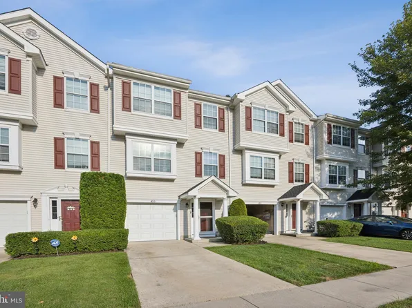 453 Dorchester Dr, Delran, NJ 08075
