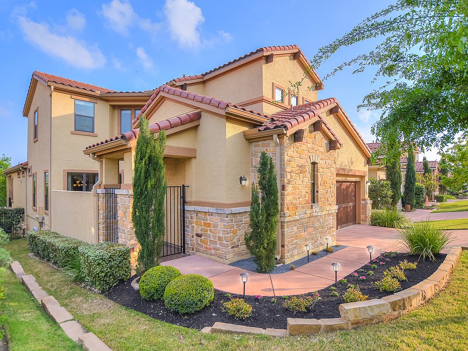 1st image of 304 Indianwood Dr