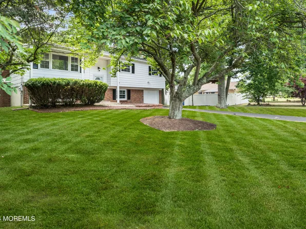 1810 Greenwood Road, Toms River, NJ 08753