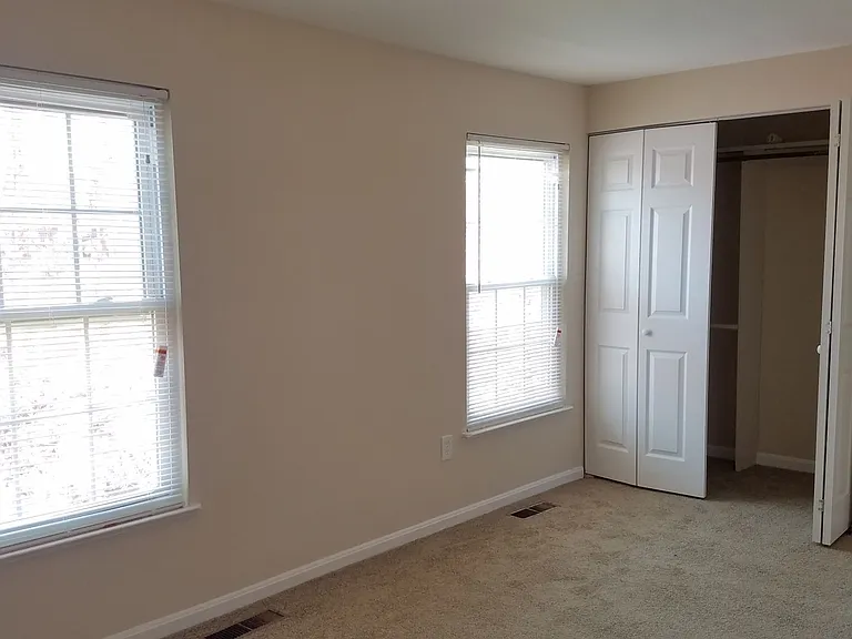 1669 Colonial Way — Photo 21