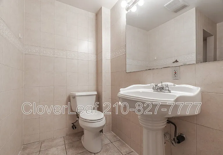 323 Barrera St — Photo 22