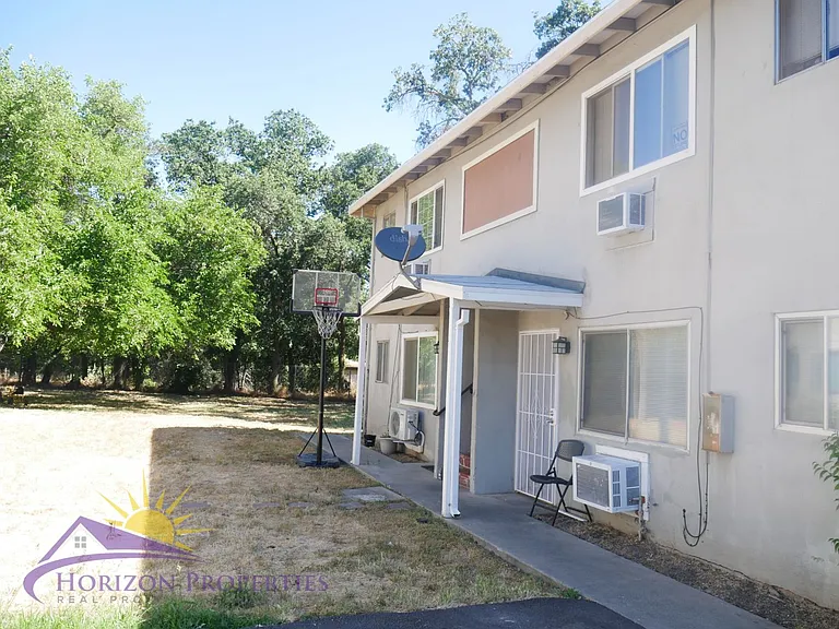 1617 Arcade Blvd #16 — Photo 5