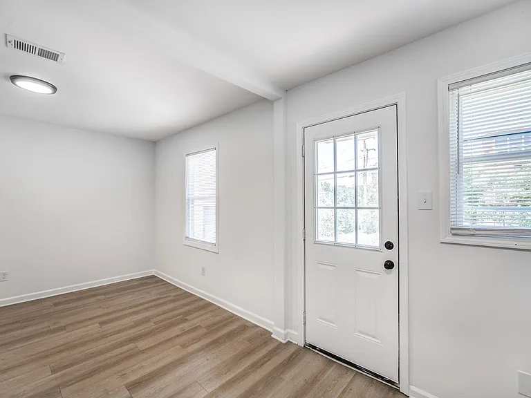 774 Frayser Dr — Photo 12