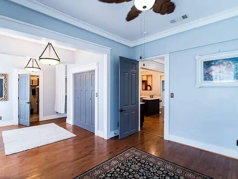 407 N Moody St — Photo 6