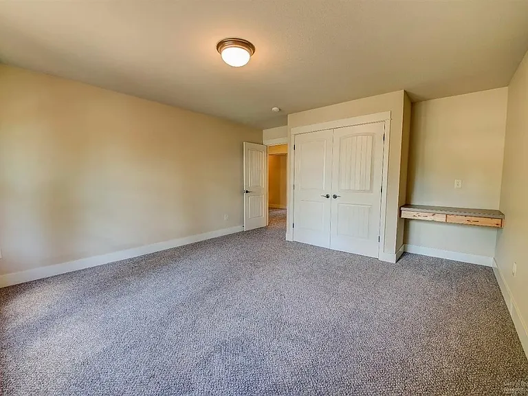 62995 Fresca St — Photo 18