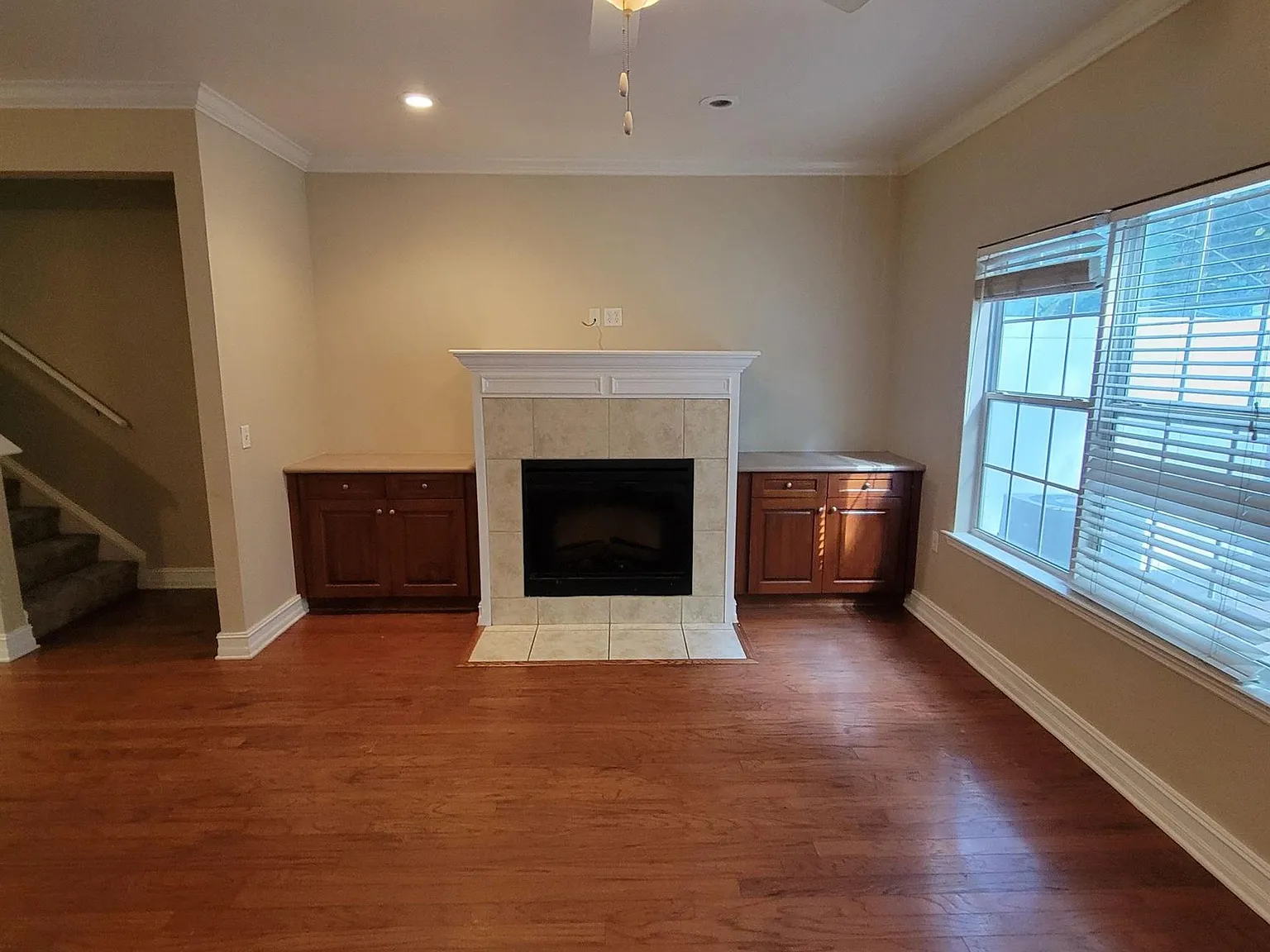 3 bed, 2.5 bath, 1530 sqft, $1,850 — Photo 4