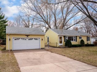 1500 Gervais Ave E, Maplewood, MN 55109