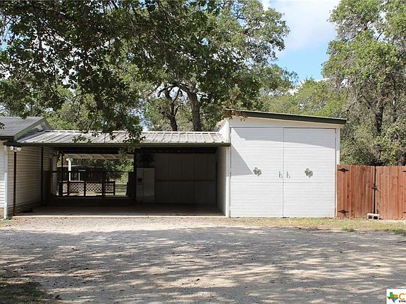 3rd image of 126 Encino Torcido
