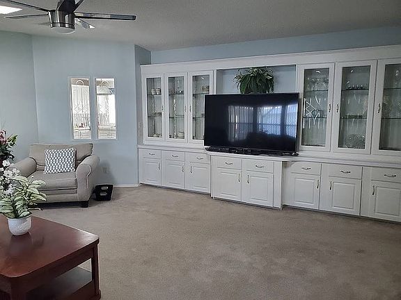 3rd image of 90 Habersham Dr