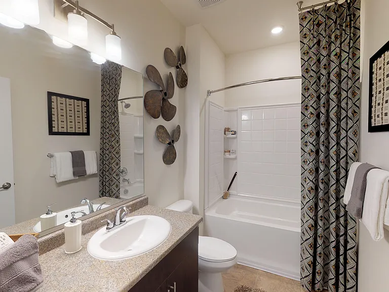 Belmont at Tryon Apartments — Photo 23